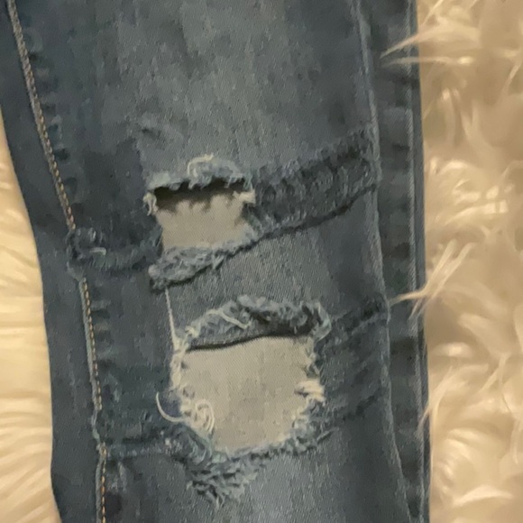 Old Navy Blue Distressed Jeans - Picture 3 of 6